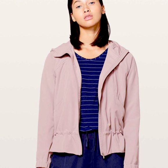lululemon Pack It Up Jacket Size 4 EUC - Picture 1 of 5